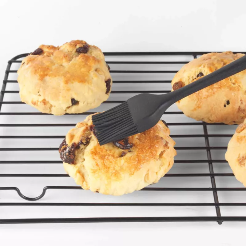 Zestaw 8 sztuk silikonowych przyborów kuchennych Salter BW128381EU7 Bakes