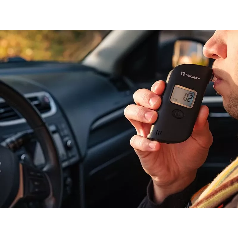 Alkomat półprzewodnikowy Tracer BreathEZ-1, czarny