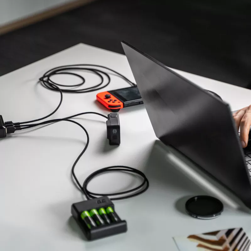 Zestaw kabli USB-C zielony Cell GC Ray — USB A na USB C 3 długości (30 cm, 120 cm, 200 cm), USB PD, 480 Mbps, 2.4 A, czarny