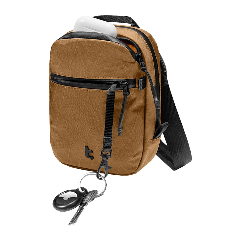 Torba podróżna Tomtoc Aviator-T37 z paskiem na ramię, tkanina X-Pac, brązowa