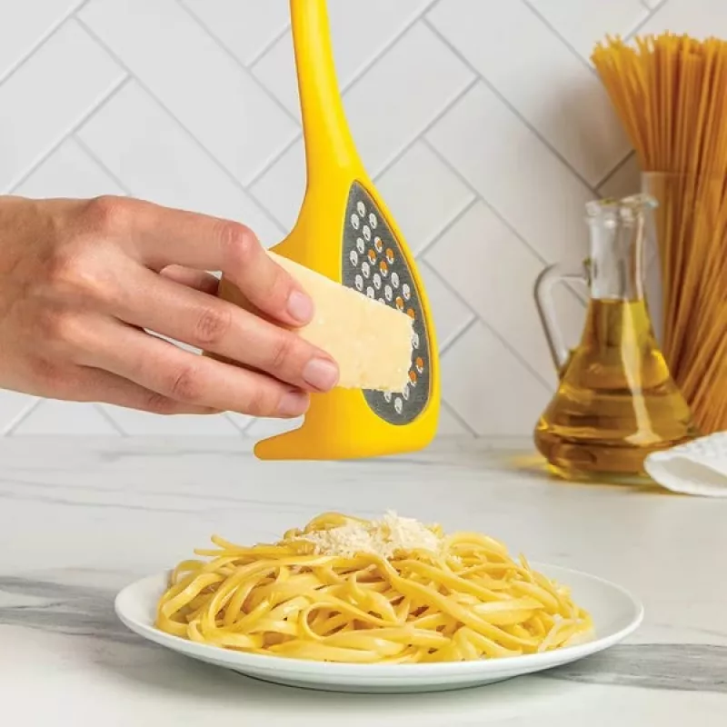 Łyżka do makaronu Ototo Design OT015 z tworzywa sztucznego i stali nierdzewnej żółta