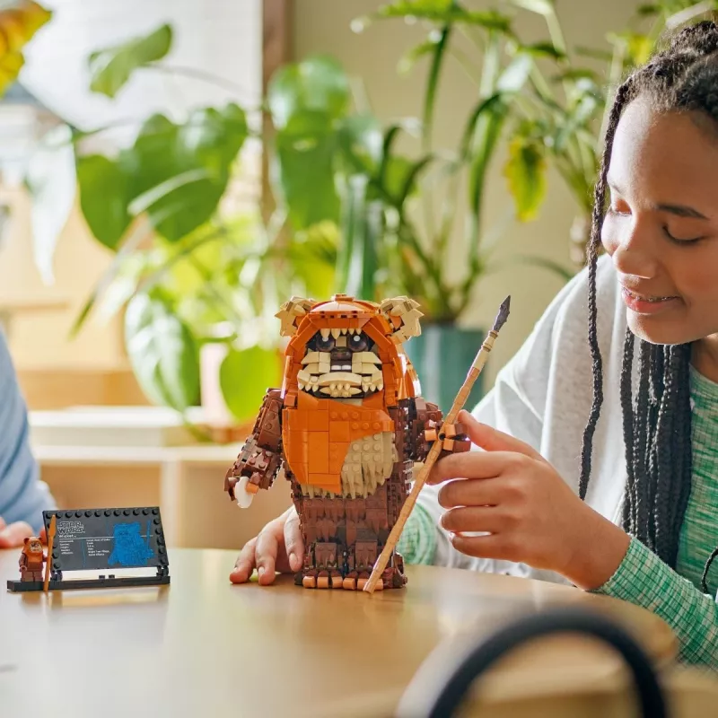 LEGO Star Wars Construct Wicket the Ewok 75430 zestaw konstrukcyjny — 1010 elementów, model 230 mm, wiek 12+