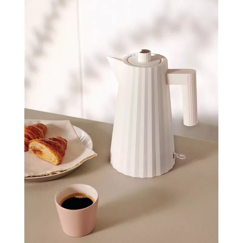 Alessi MDL06 B Plisowany Czajnik Elektryczny, Czarny Wtyk Euro