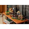 LEGO ICONS 10332 Medieval Town Square