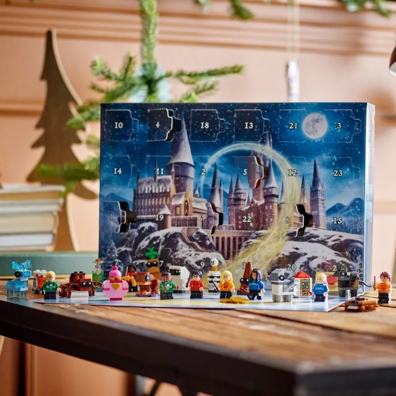 Zabawka konstrukcyjna LEGO Harry Potter Kalendarz adwentowy 2025 zestaw 76456 — 278 elementów, 8 minifigurek, wiek 7+