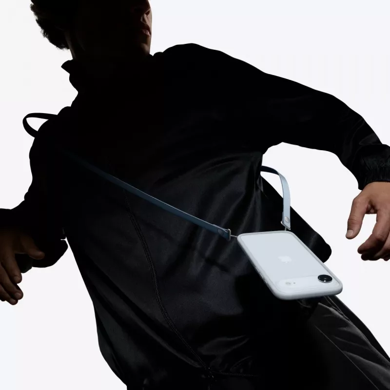 Pasek Apple Crossbody Strap pomarańczowy — długość 2,08 m, rPET i stal nierdzewna
