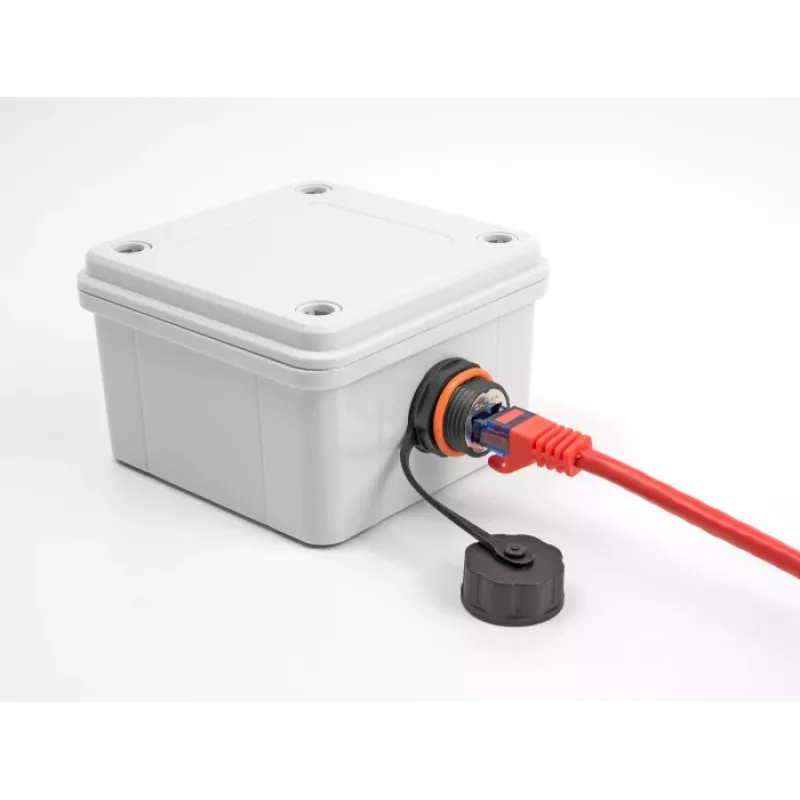 Kabel sieciowy DeLOCK 88145 RJ45 na RJ45 Kat.6A Czarny