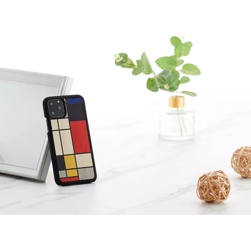Etui na smartfona man and wood do iPhone 11 Pro - czarna osłona z drewna