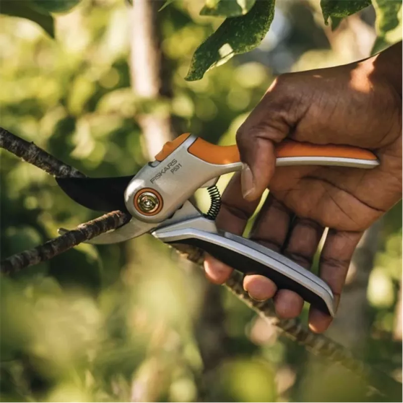 Fiskars 1057168 Plus Metal nożyce ogrodowe Bypass (1057168)