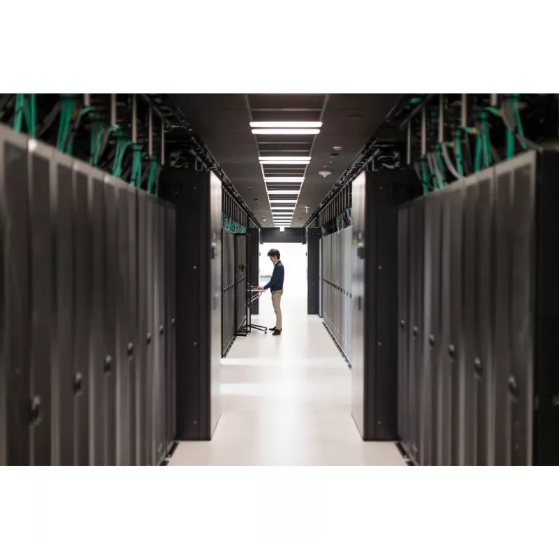 Przełącznik zarządzalny HPE Aruba Networking 6200M L3 24x Gigabit Ethernet PoE