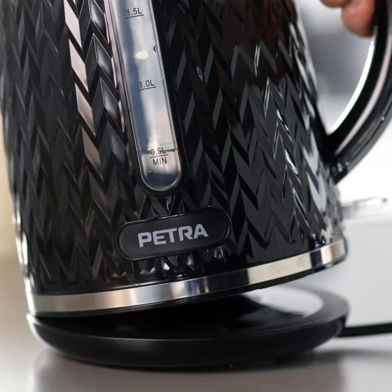 Czajnik elektryczny Petra 1,7 l 2200 W czarny