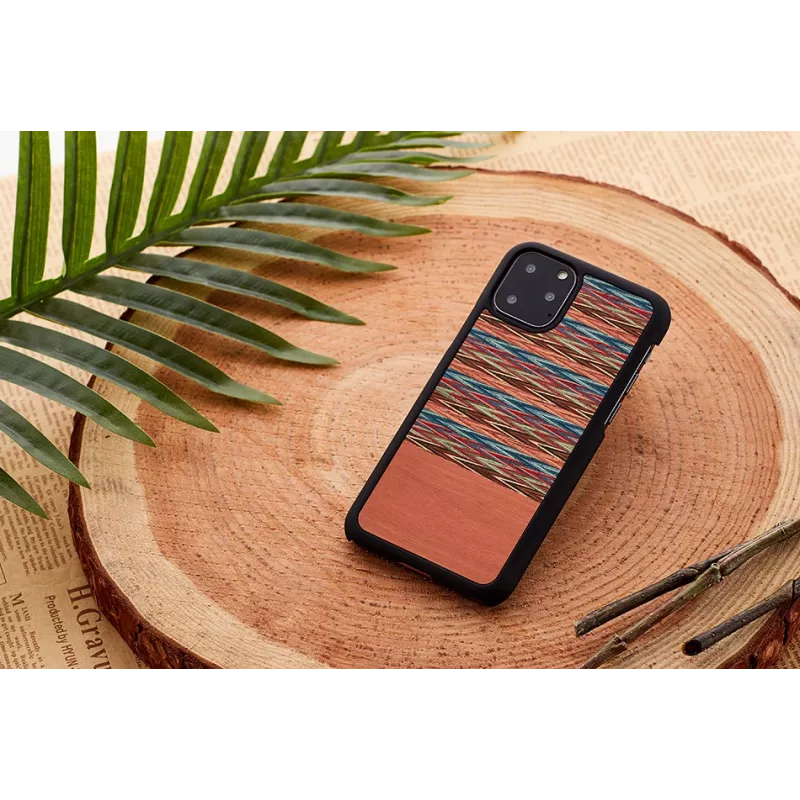 Etui na smartfona man and wood dla iPhone 11 Pro Max — brązowa krata, czarne wykończenie