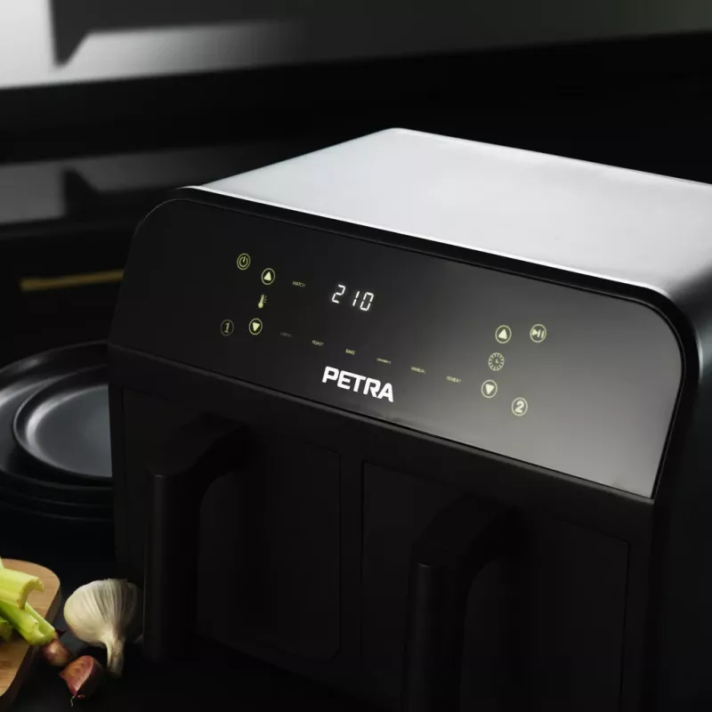 Frytkownica beztłuszczowa Petra PT4750BLKVDEEU7, dwukomorowa, pojemność 3,7 l, czarna