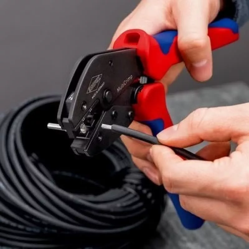 Narzędzie do zaciskania Knipex 97 33 03 MultiCrimp do złączy PV MC4 i MC4 EVO2