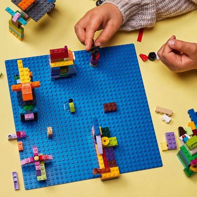 Płytka konstrukcyjna LEGO 11025 — niebieska płytka bazowa 32x32 wypustki, 250×250 mm