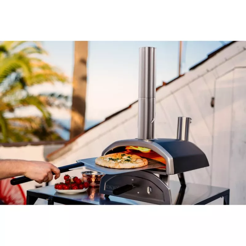 Ooni Fyra UU-P0AD00 piec do pizzy na zewnątrz