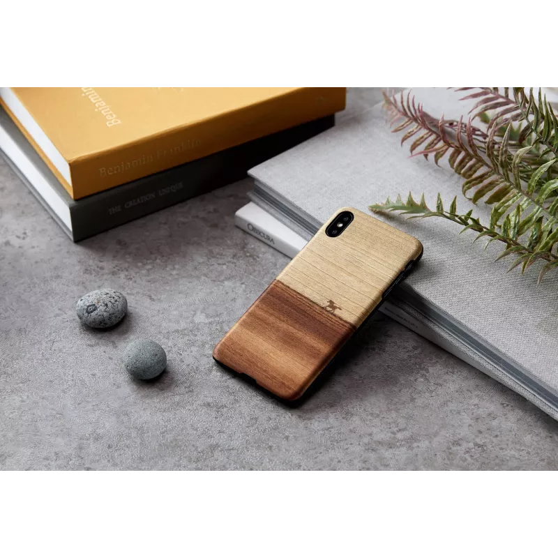 Etui na telefon man and wood dla iPhone XS Max — czarne ochronne etui