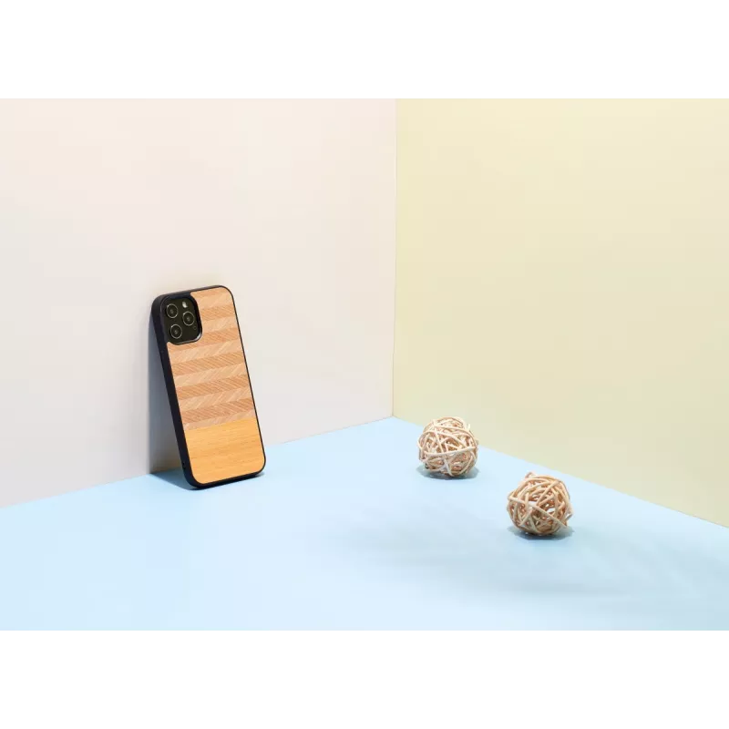 Etui na telefon Man and Wood do iPhone 12 / 12 Pro — wzór jodełki, czarny