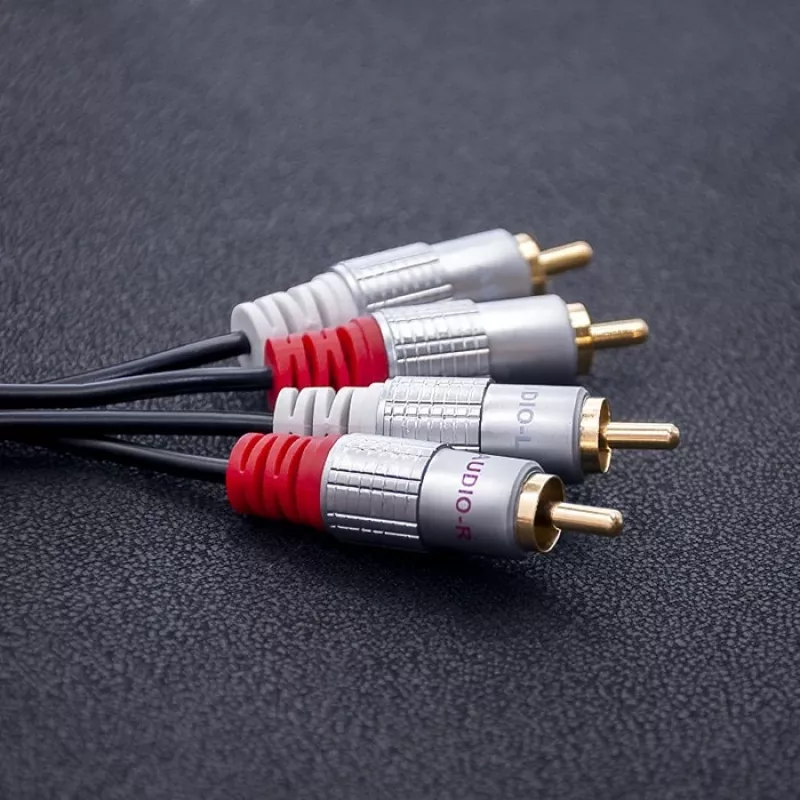 Kabel audio Qoltec 52338 2m 2xRCA czarny