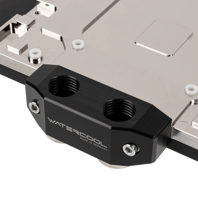 Watercool full-cover GPU water block Heatkiller IV dla Radeon RX 5700 XT — góra z acetalu z niklowaną miedzianą podstawą