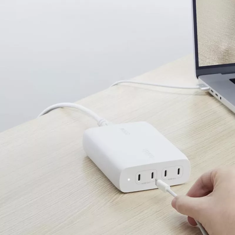 Ładowarka Belkin WCH010VFWH do urządzeń mobilnych Biała Wewnętrzna