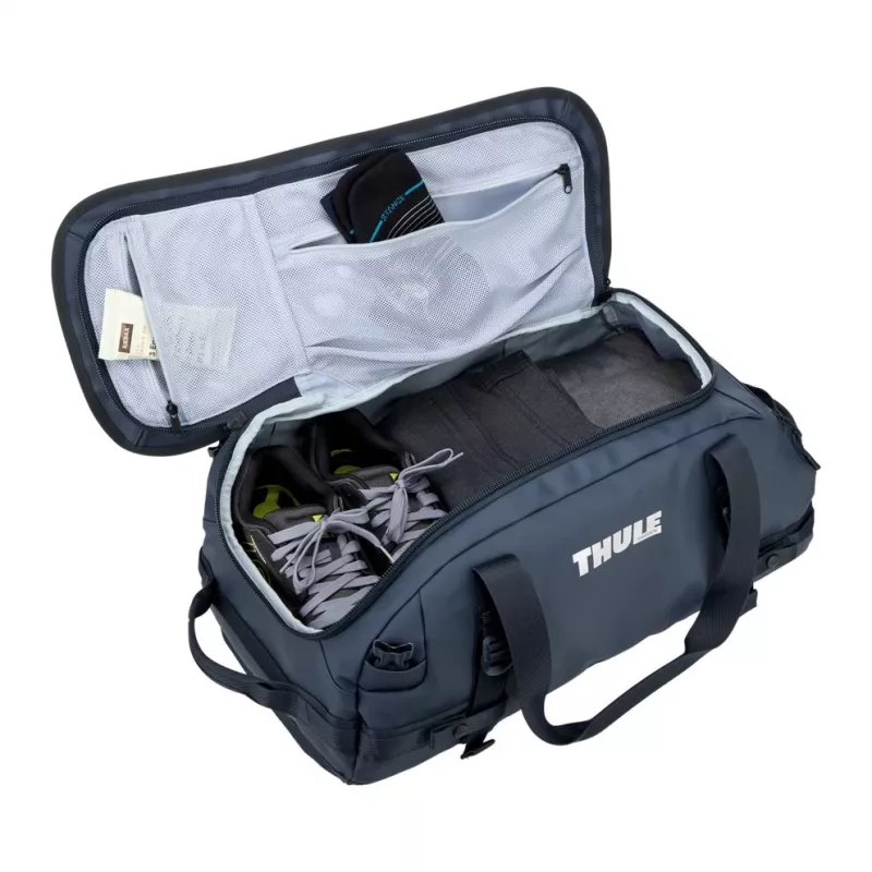 Torba podróżna Thule 5590 Chasm 40L w kolorze najciemniejszy niebieski