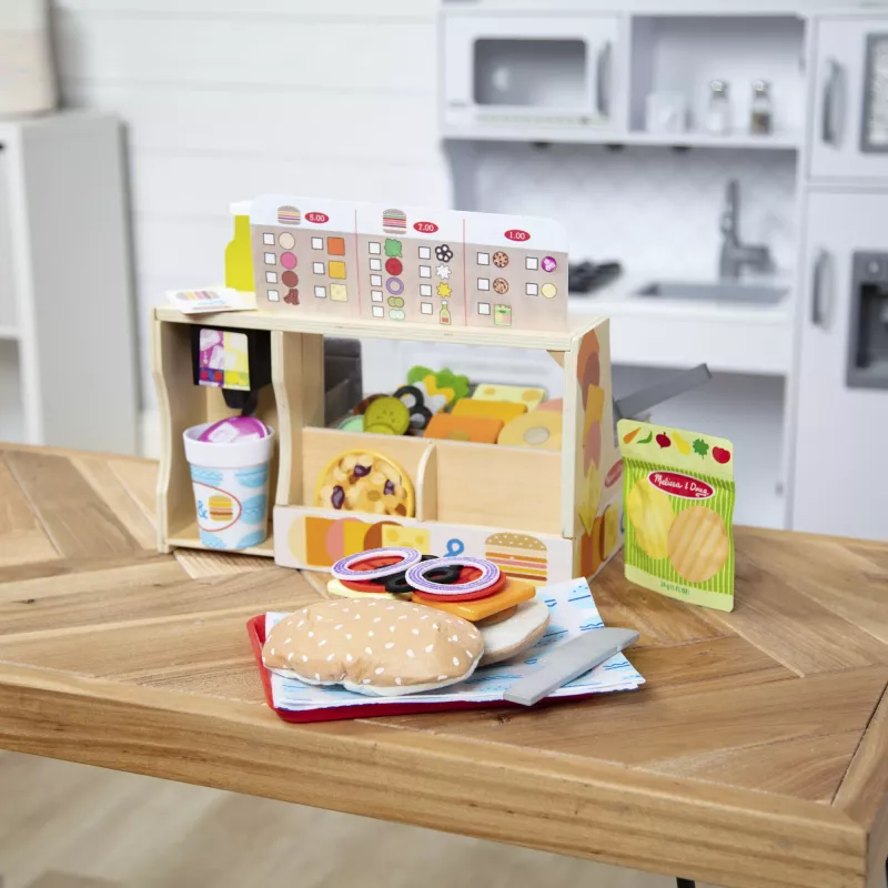 Melissa & Doug Drewniany Licznik Kanapek z Krajalnicą – 56-elementowy Zestaw Zabawek do Udawania Jedzenia - Certyfikat FSC
