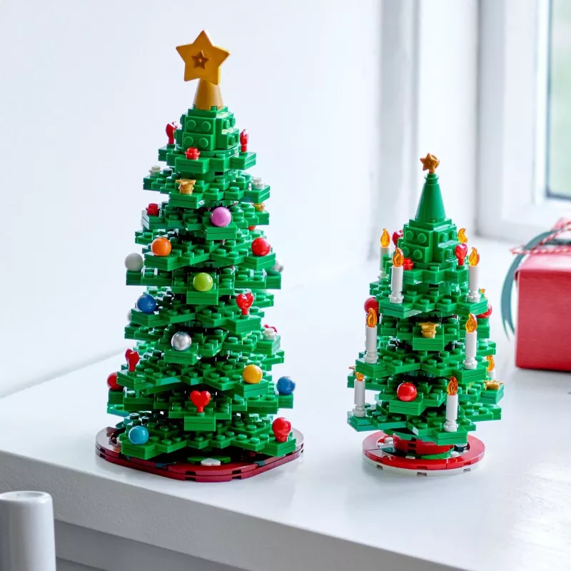 Zestaw LEGO Christmas Tree 40573 – sezonowy model dekoracyjny, ozdobna minibudowla