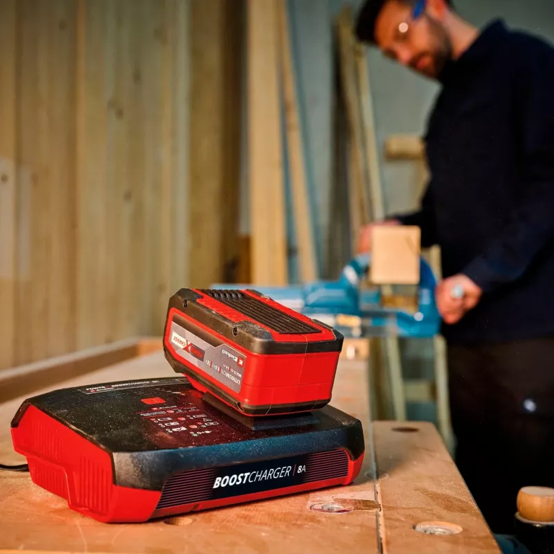 Ładowarka Einhell PXC Boostcharger 8A Power X-Change 4512155