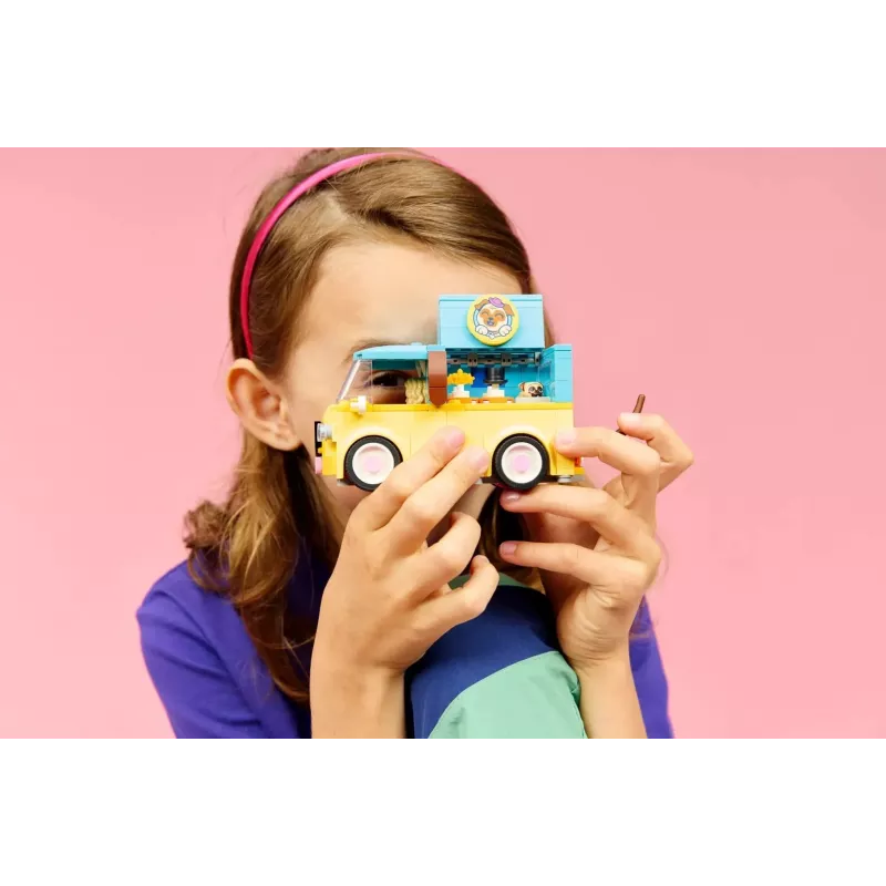 LEGO FRIENDS 42678 Van z akcesoriami dla zwierząt