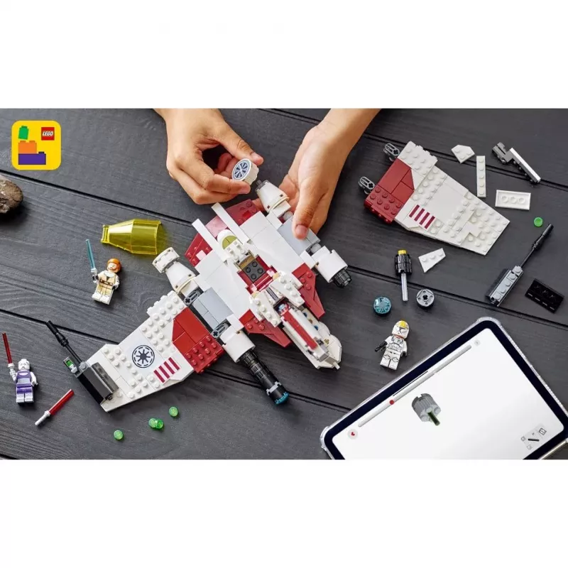 LEGO Star Wars V-19 Torrent Fighter 75432 zestaw konstrukcyjny — 567 sztuk, 3 minifigurki, model do ekspozycji i zabawy