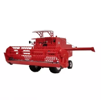 Radio-controlled combine harvester ATA DO-E699 1:16 scale model, Bison R/C