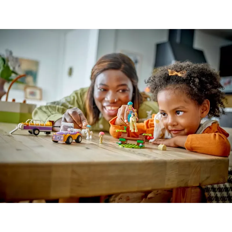LEGO Friends Zestaw z przyczepą dla koni i kucyków 42634