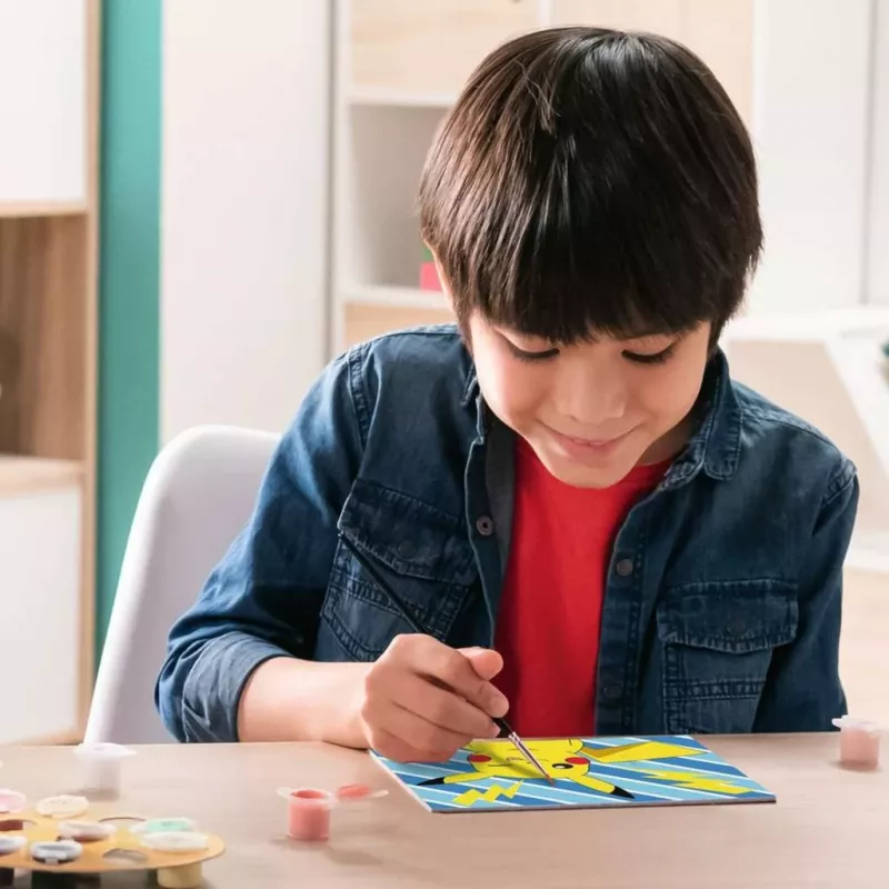 Zestaw do malowania Ravensburger CreArt — Cheeky Pikachu (model 25557) zestaw maluj po numerach