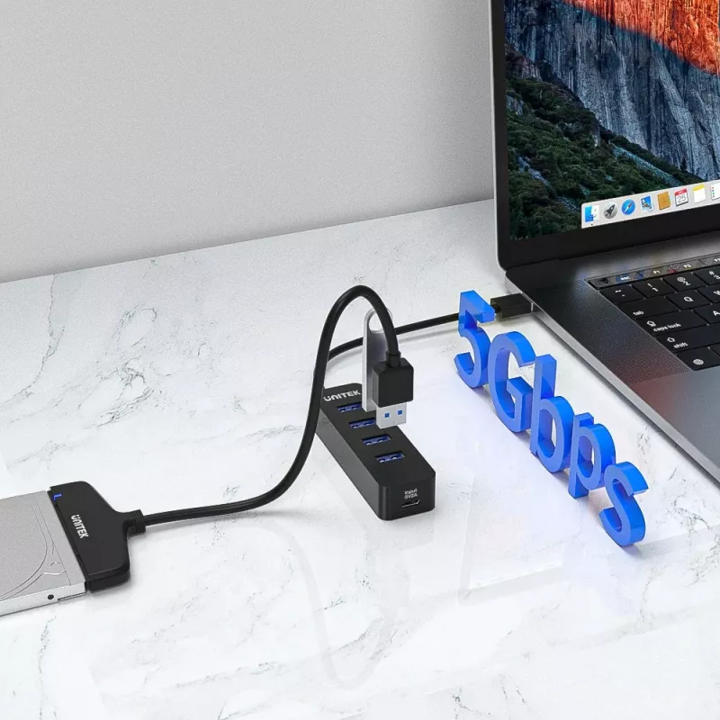UNITEK uHUB Q4 USB 3.2 Gen 1 (3.1 Gen 1) Type-A 5000 Mbit/s Czarny