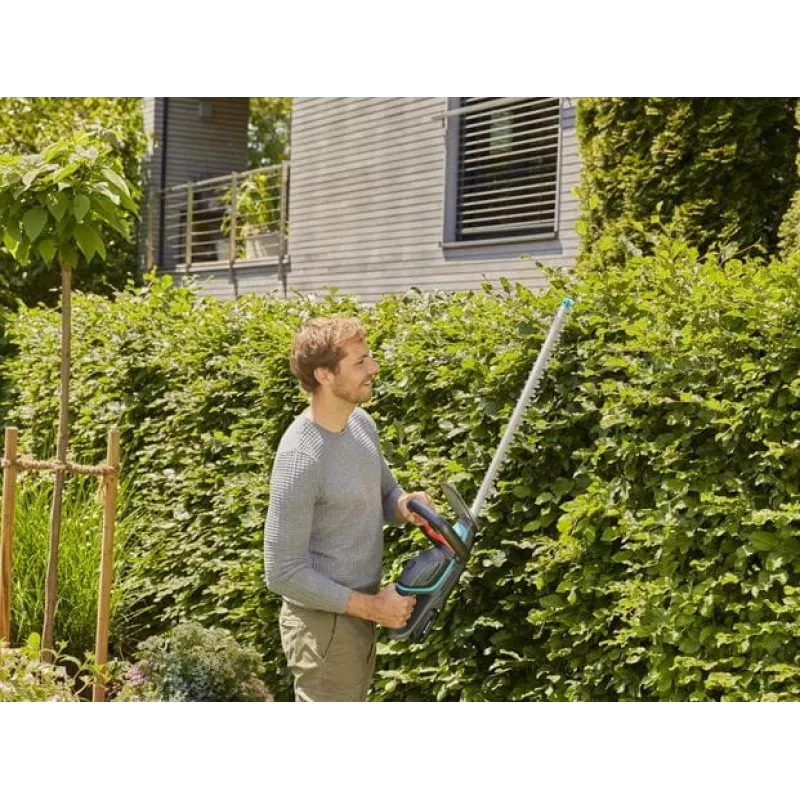 Nożyce do żywopłotu akumulatorowe Gardena ComfortCut 60/18V P4A
