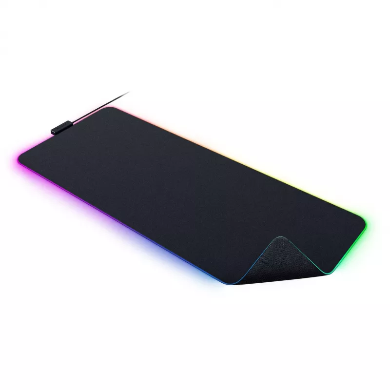 Podkładka pod mysz gamingowa Razer Strider Chroma – powierzchnia poliestrowa, 370×900 mm, czarna, wielokolorowe podświetlenie