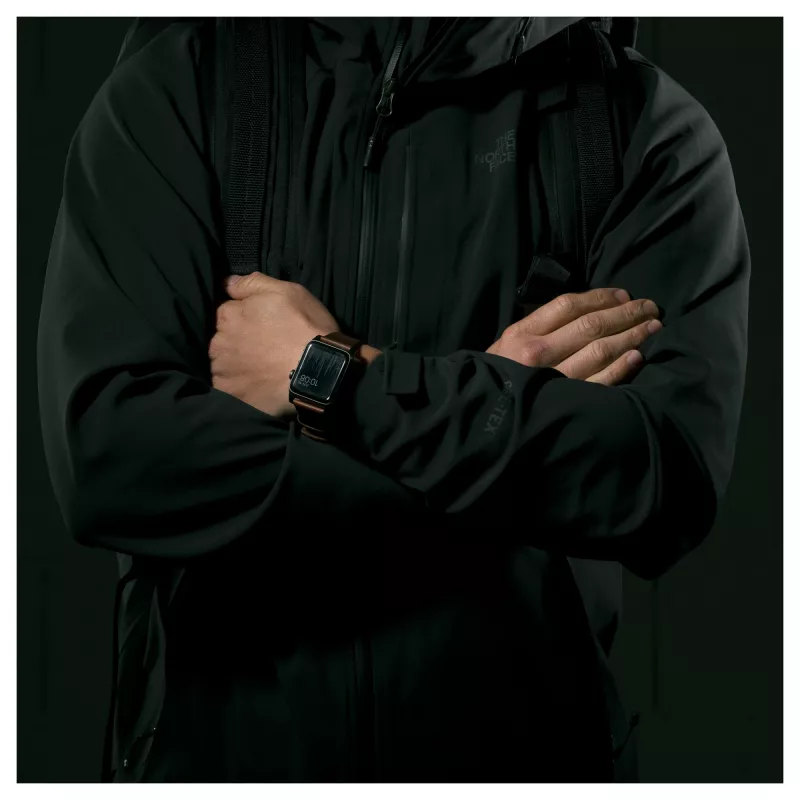 Pasek Nomad NM1A4RSM00 do smartwatcha — brązowa skóra