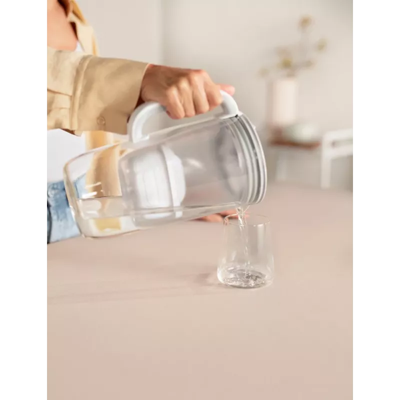 Dzbanek filtrujący wodę BRITA Glass+1 Maxtra Pro szary, 2,4 L całkowita / 1,5 L filtrowana, filtr Maxtra Pro PP