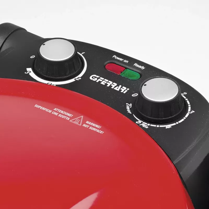 Maszynka do pizzy G3FERRARI G10032 — 1200 W, kamienna powierzchnia do pieczenia, maks. 400°C, pizza 31 cm, timer mechaniczny, czerwona