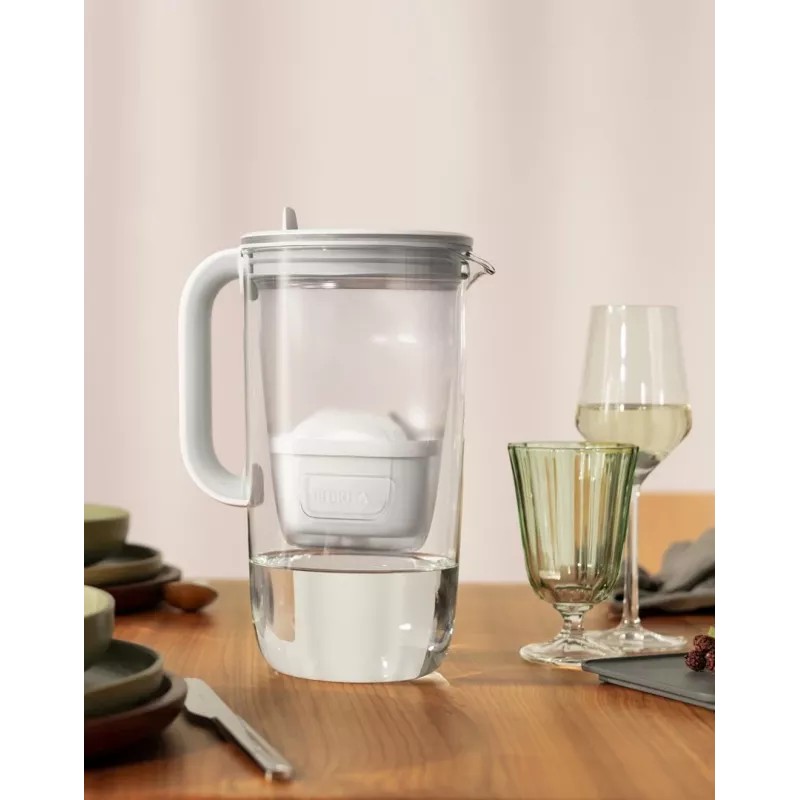 Dzbanek filtrujący wodę BRITA Glass+1 Maxtra Pro szary, 2,4 L całkowita / 1,5 L filtrowana, filtr Maxtra Pro PP
