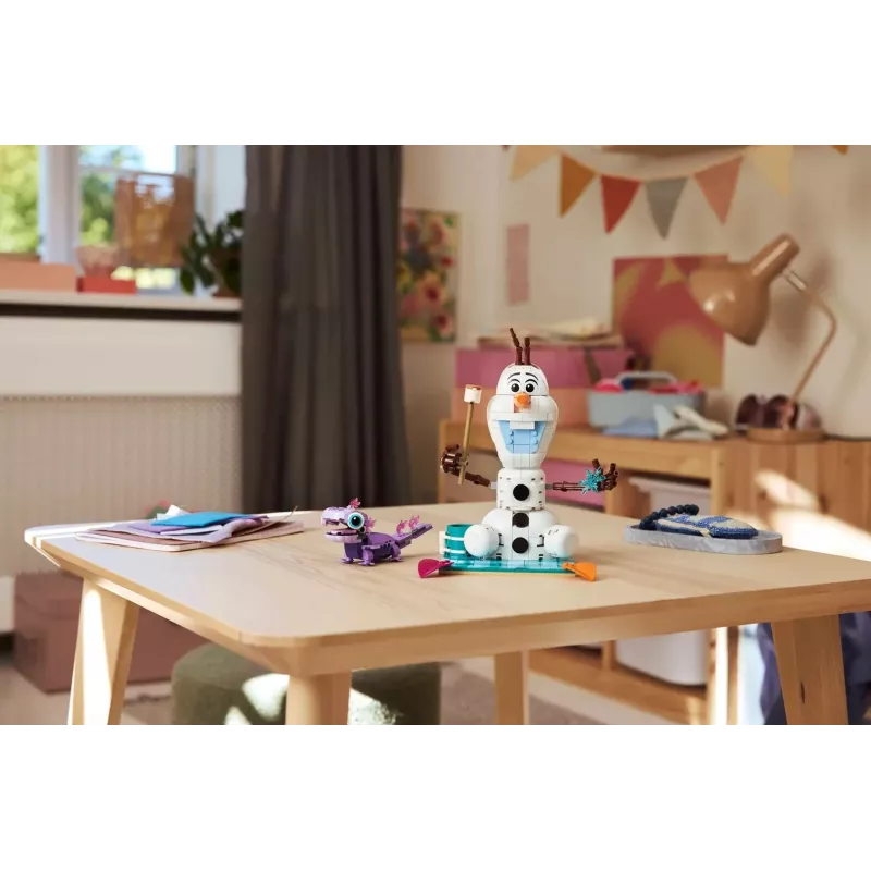 LEGO DISNEY 43287 Olaf i Bruni – Piknikowa zabawa