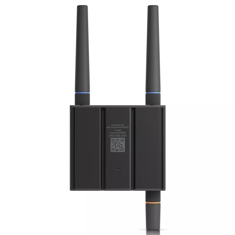 Router sieci komórkowej Ubiquiti UMR-Ultra — 4G LTE, NanoSIM, 2.4 GHz Wi‑Fi (802.11g), 2x RJ‑45, 3 zewnętrzne anteny SMA, 5–30 V DC