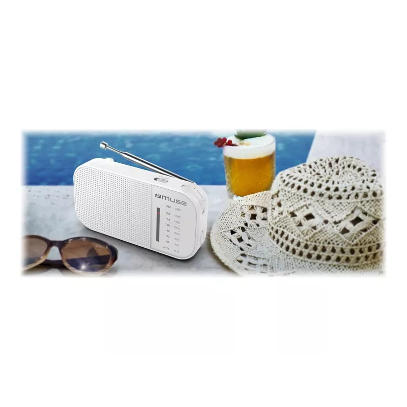 Radio przenośne Muse M-025 RW — analogowe FM/MW, białe, zasilane bateriami, antena zewnętrzna