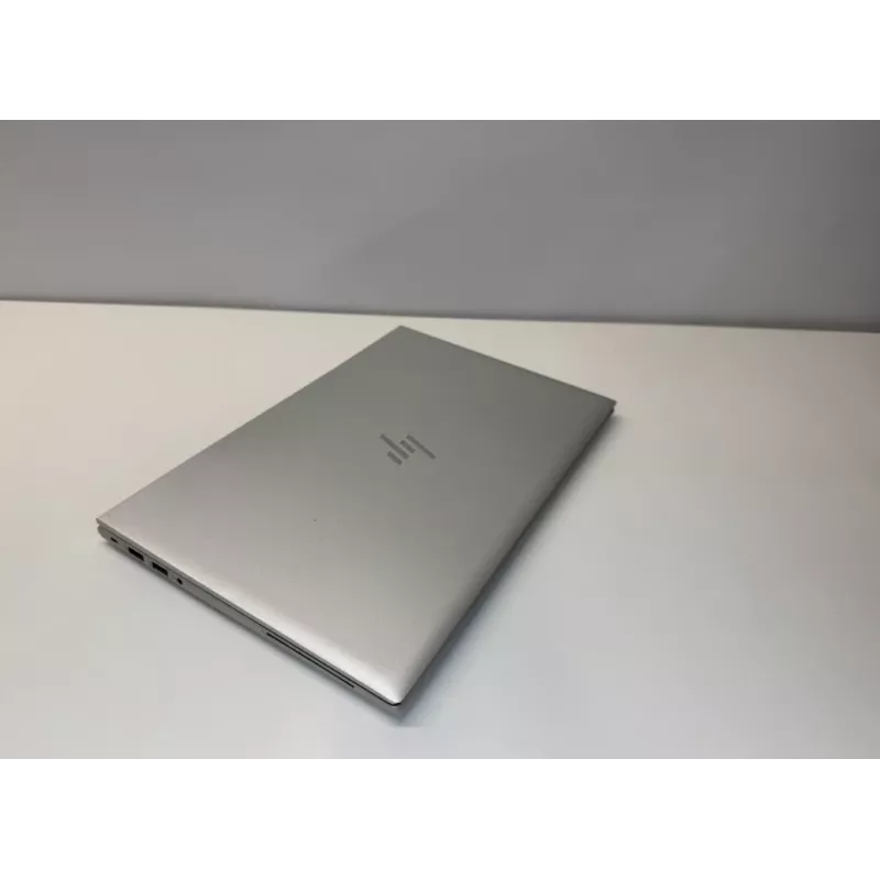 HP Renew | Klasa A | HP EliteBook 840 G8 | 14 cali | FHD | i5-1135G7 | 8 GB | SSD | 256 GB | Intel Iris Xe Graphics | Windows 11 Pro | Klawiatura szwedzka | 12 miesięcy