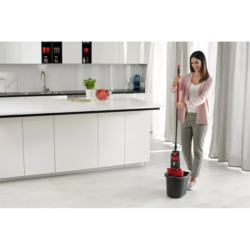 VILEDA mop Ultramax XL Box — zmywalna mikrofibra, obrotowa głowica 360°, składany, do twardych podłóg
