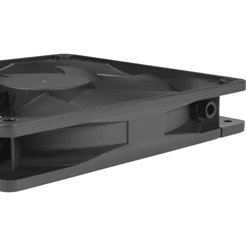 Alphacool Core 140mm PWM Case Fan 2500rpm Czarny