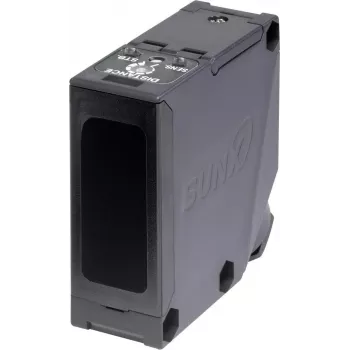 Czujnik światła Panasonic EQ511 (seria EQ500) — triangulacyjny czujnik światła, zasięg detekcji 2,5 m