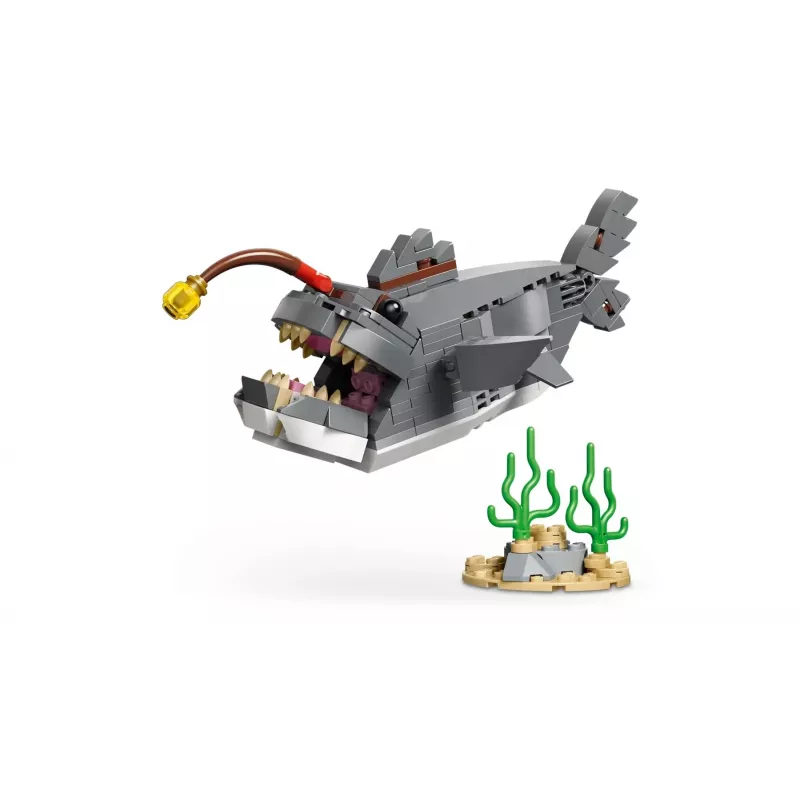 LEGO CREATOR 3 W 1 31381 Groźny Rekin ze Skrzynią Skarbów