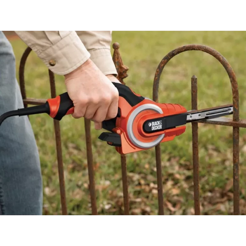 Szlifierka taśmowa Czarny & Decker KA902EK — 400 W, regulowana prędkość, płyta szlifierska 451×13 mm, 230 V, kabel 3 m, z walizką